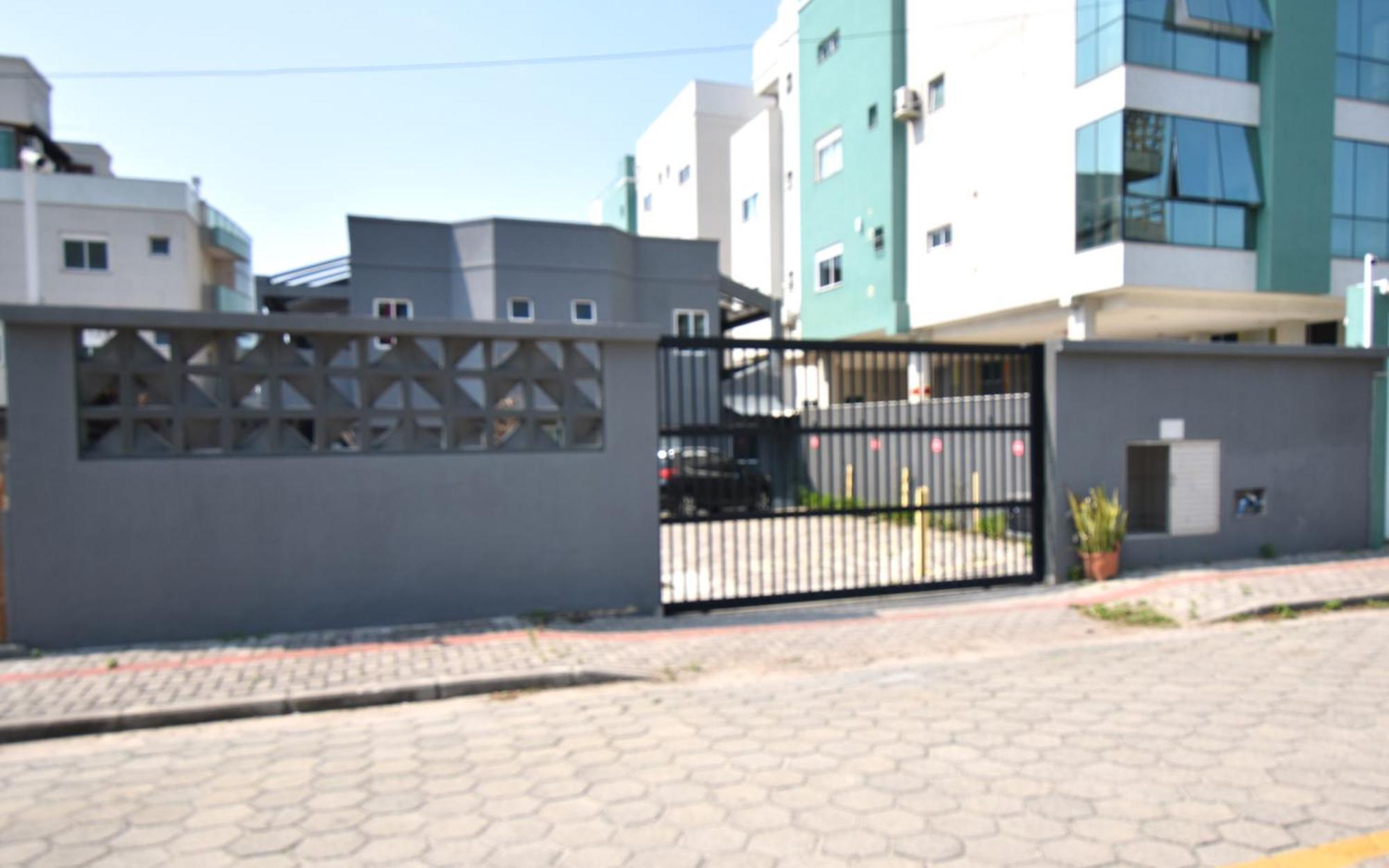 Residencial Melfi III - Apartamento Terreo Bombinhas Exterior photo